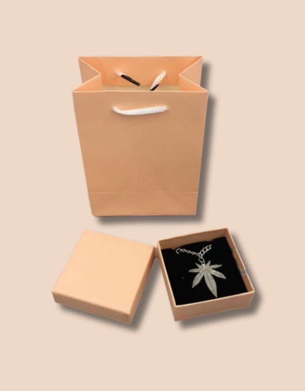 custom earring packaging